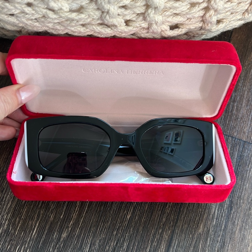 Carolina Herrera HER0182/S